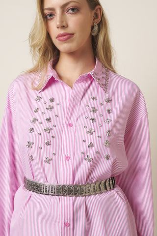 CAMISA LISTRAS E CRISTAIS BORDADOS